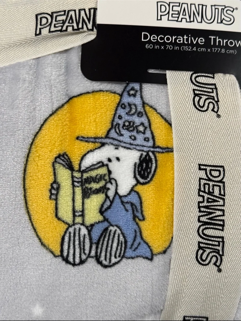 Peanuts Snoopy Halloween Throw Blanket 60” x 70” NWT
